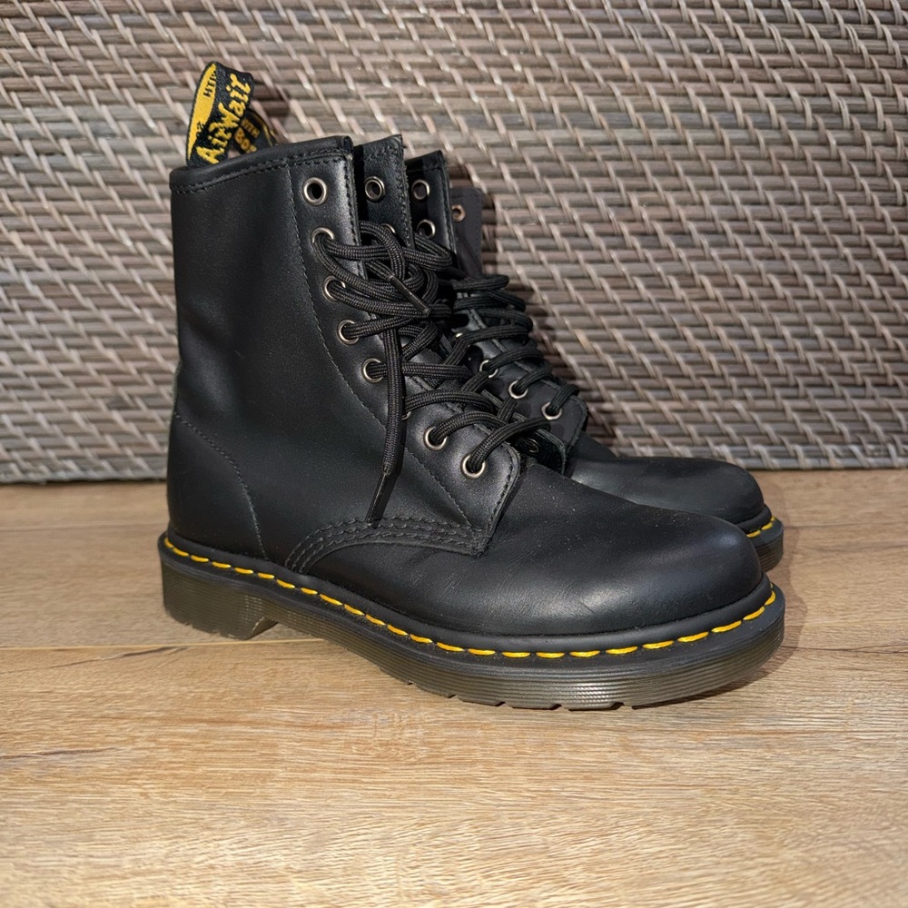 Dr. Martens 1460 Soft Leather Black Boots - GUC